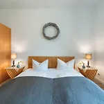 Apartmenthaus Kaiser Friedrich 3*