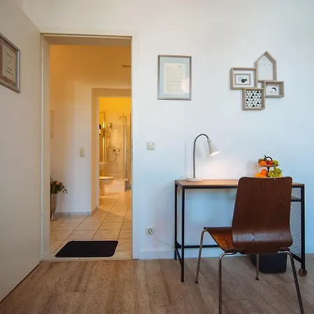 Apartmenthaus Kaiser Friedrich 3* פוטסדאם
