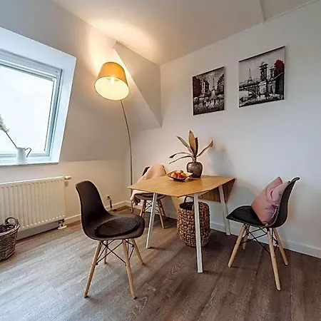 Apartmenthaus Kaiser Friedrich 3*