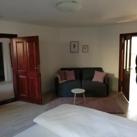 Apartmenthaus Kaiser Friedrich 아파트호텔 포츠담