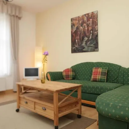 Apartmenthaus Kaiser Friedrich Potsdam