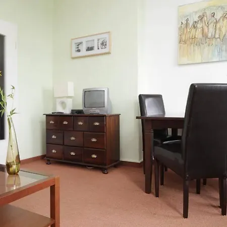 Apartmenthaus Kaiser Friedrich 포츠담